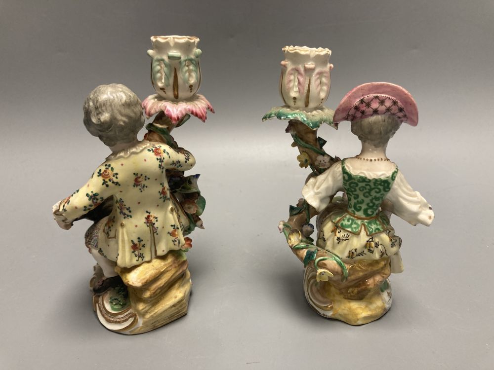 A pair of Minton figural candlesticks, c.1835, height 14cm, in Meissen style